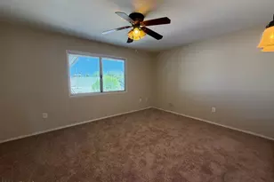 11430 N Blue Ridge Dr, Sun City, AZ 85351 - Photo 19