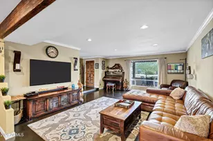 3602 E Desert Cove Ave, Phoenix, AZ 85028 - Photo 11