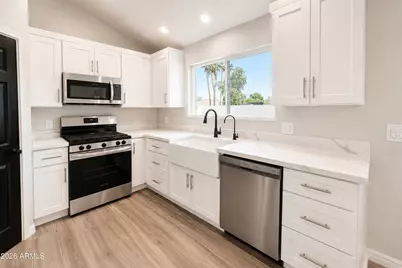 4517 E Desert View Drive, Phoenix, AZ 85044 - Photo 11