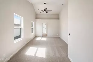 4517 E Desert View Dr, Phoenix, AZ 85044 - Photo 13