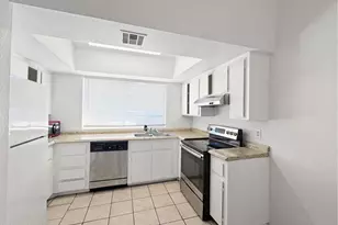 10820 N 16th Ave, Phoenix, AZ 85029 - Photo 7