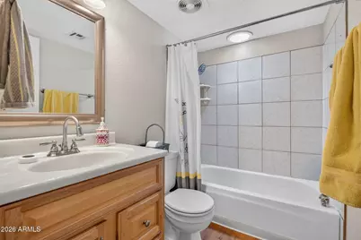 2032 W Meadow Drive, Phoenix, AZ 85023 - Photo 33