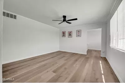 2866 W Diana Avenue, Phoenix, AZ 85051 - Photo 7