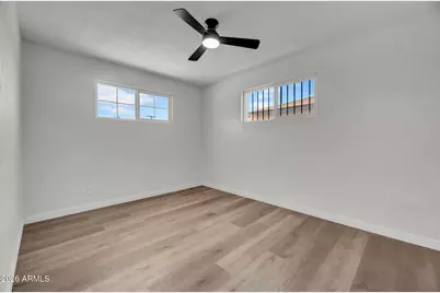 2866 W Diana Avenue, Phoenix, AZ 85051 - Photo 15
