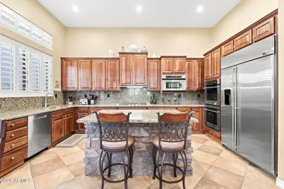 2538 W Shinnecock Way, Phoenix, AZ 85086 - Photo 13