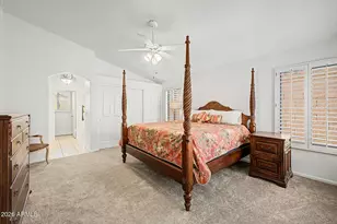 246 E Vaughn Ave, Gilbert, AZ 85234 - Photo 17