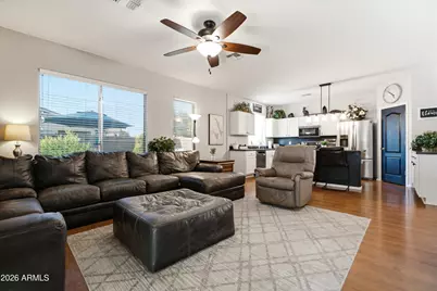 586 E Chelsea Drive, San Tan Valley, AZ 85140 - Photo 9