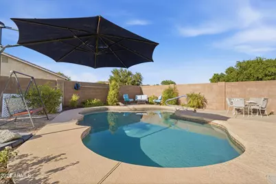 586 E Chelsea Drive, San Tan Valley, AZ 85140 - Photo 5