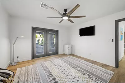 2818 E Malapai Drive, Phoenix, AZ 85028 - Photo 17