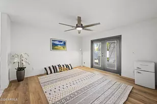 2818 E Malapai Dr, Phoenix, AZ 85028 - Photo 15