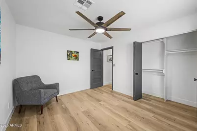 2818 E Malapai Drive, Phoenix, AZ 85028 - Photo 27
