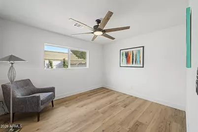 2818 E Malapai Drive, Phoenix, AZ 85028 - Photo 25