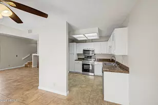 921 S Val Vista Dr, Mesa, AZ 85204 - Photo 9