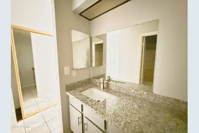 2035 S Elm Street #111, Tempe, AZ 85282 - Photo 13