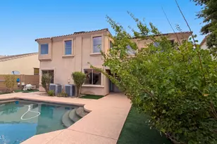 17641 W Valentine St, Surprise, AZ 85388 - Photo 41