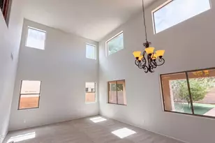 17641 W Valentine St, Surprise, AZ 85388 - Photo 11