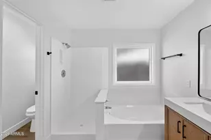 19840 N 33rd Pl, Phoenix, AZ 85050 - Photo 27