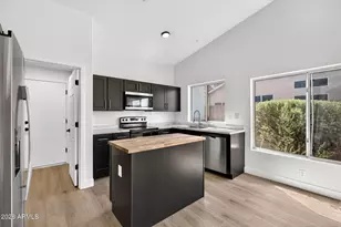 19840 N 33rd Pl, Phoenix, AZ 85050 - Photo 19