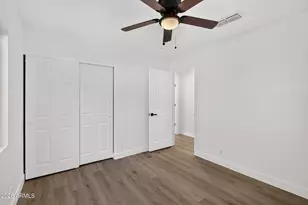 19840 N 33rd Pl, Phoenix, AZ 85050 - Photo 33