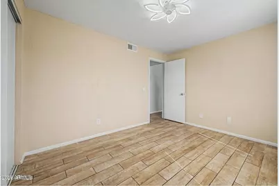 3120 N 67th Lane #24, Phoenix, AZ 85033 - Photo 17