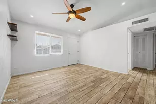 3120 N 67th Ln, Phoenix, AZ 85033 - Photo 11