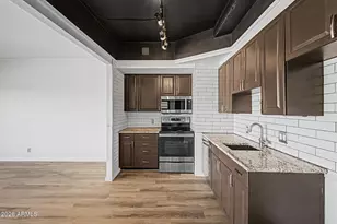 4750 N Central Ave, Phoenix, AZ 85012 - Photo 11