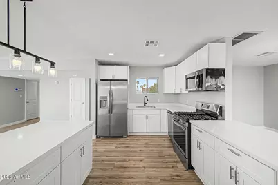 4620 N 53rd Avenue, Phoenix, AZ 85031 - Photo 11