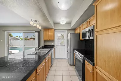 1304 E Dunbar Drive, Tempe, AZ 85282 - Photo 7