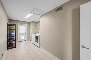 1304 E Dunbar Dr, Tempe, AZ 85282 - Photo 19
