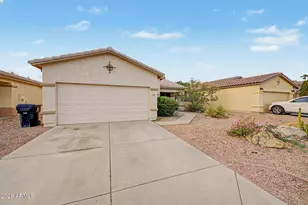 11532 W Cottonwood Ln, Avondale, AZ 85392 - Photo 1