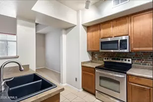 900 S 94th St, Chandler, AZ 85224 - Photo 11
