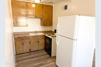 1211 W Apache Trail #Apt B, Apache Junction, AZ 85120 - Photo 5