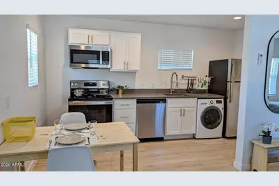 1620 E Apache Boulevard, Tempe, AZ 85281 - Photo 1