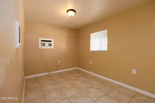 2501 W Belmont Ave, Phoenix, AZ 85051 - Photo 9