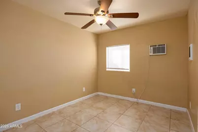 2501 W Belmont Avenue #Apt 3, Phoenix, AZ 85051 - Photo 11