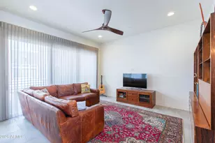 1717 E Morten Ave, Phoenix, AZ 85020 - Photo 23