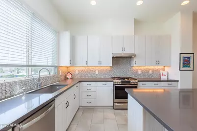 1717 E Morten Avenue #45, Phoenix, AZ 85020 - Photo 13