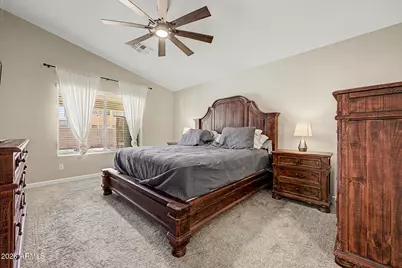 8013 W Cordes Road, Phoenix, AZ 85043 - Photo 15
