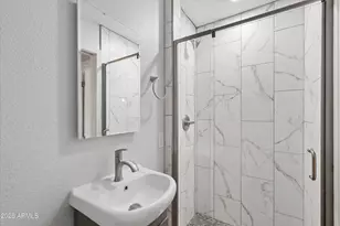 101 N 7th St, Phoenix, AZ 85034 - Photo 13