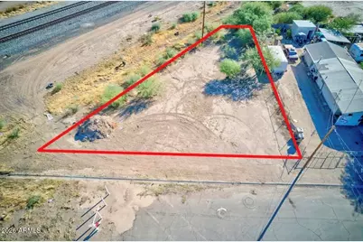 313 N Curiel Street #7, Eloy, AZ 85131 - Photo 1