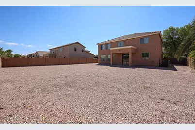 18429 N Stonegate Road, Maricopa, AZ 85138 - Photo 5