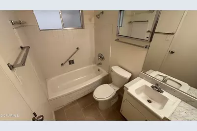 10606 W Oakmont Drive, Sun City, AZ 85351 - Photo 17