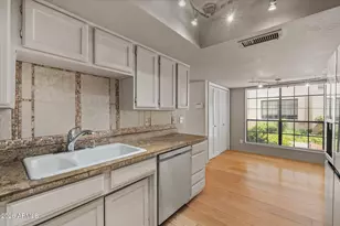 7800 E Lincoln Dr, Scottsdale, AZ 85250 - Photo 13