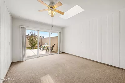 10737 W Santa Fe Drive, Sun City, AZ 85351 - Photo 17