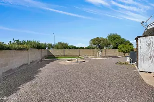 661 S Hawes Rd, Mesa, AZ 85208 - Photo 17