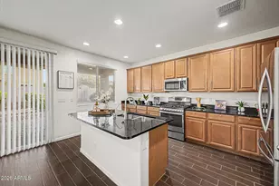 879 E Aberdeen Dr, Gilbert, AZ 85298 - Photo 3