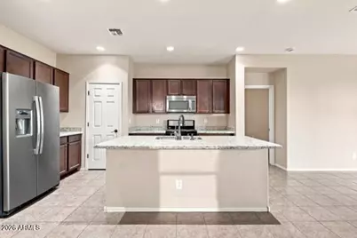16833 W Moreland Street, Goodyear, AZ 85338 - Photo 9