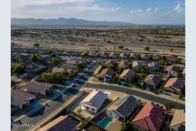 16833 W Moreland Street, Goodyear, AZ 85338 - Photo 43