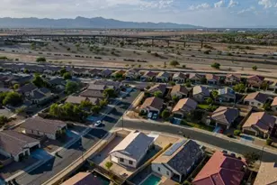 16833 W Moreland St, Goodyear, AZ 85338 - Photo 43