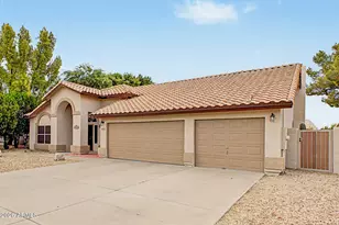 7639 W Crocus Dr, Peoria, AZ 85381 - Photo 3